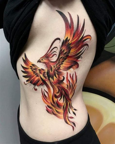 ave fenix resurgiendo de las cenizas tatuaje|Significado de tatuajes de ave fenix renaciendo de。